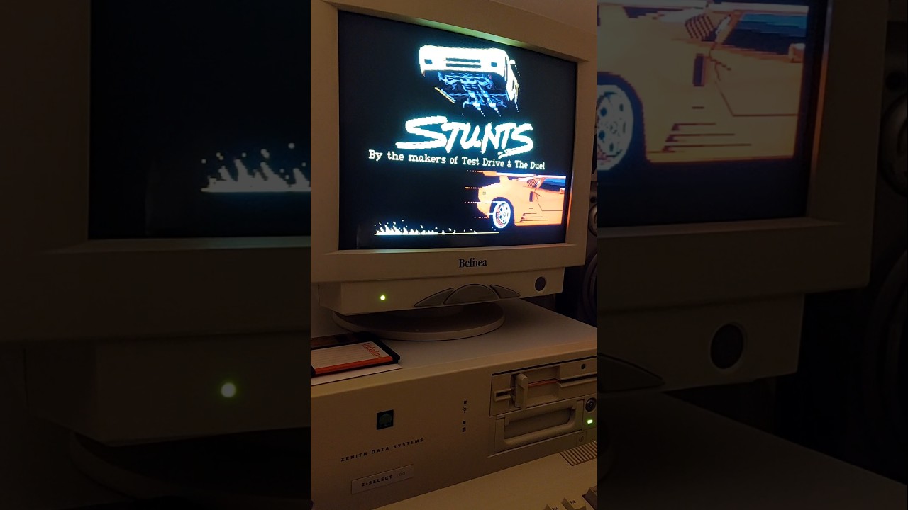 Stunts - intro and gameplay on 386SX 25MHz. #retrogaming #oldpc #retro #retropc #simulator #386 #486