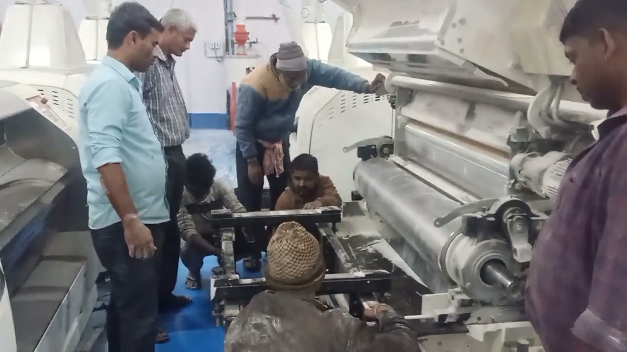 how to remove break roll,,in roller flour mills,,,,