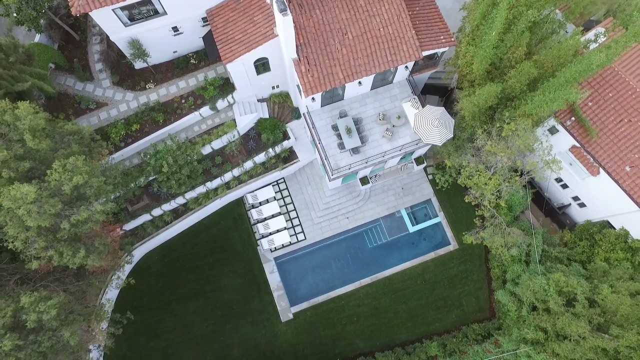 1512 Sunset Plaza