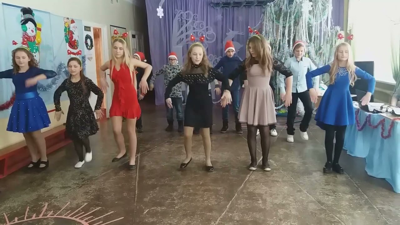 Новорічний танець. 7 клас