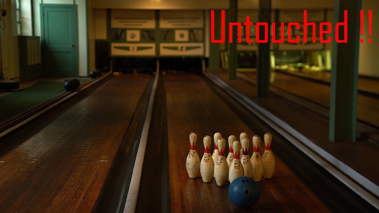 Abandoned Untouched *1950s* Bowling Alley - Going Back In Time!