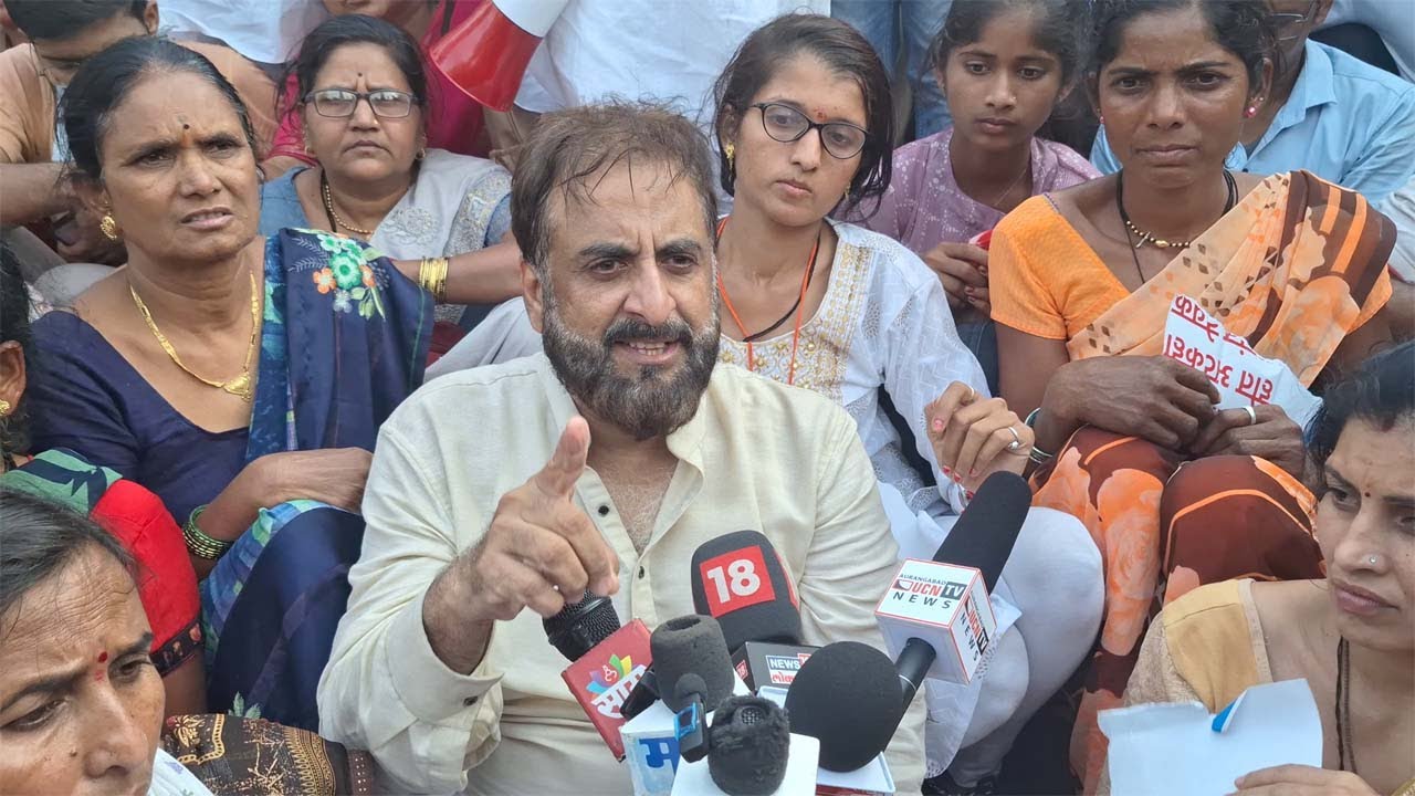 Imtiaz Jaleel || पोलिसांकडून अश्रूधुराच्या नळकांड्या सोडल्यानंतर खासदार इम्तियाज जलील काय म्हणाले?