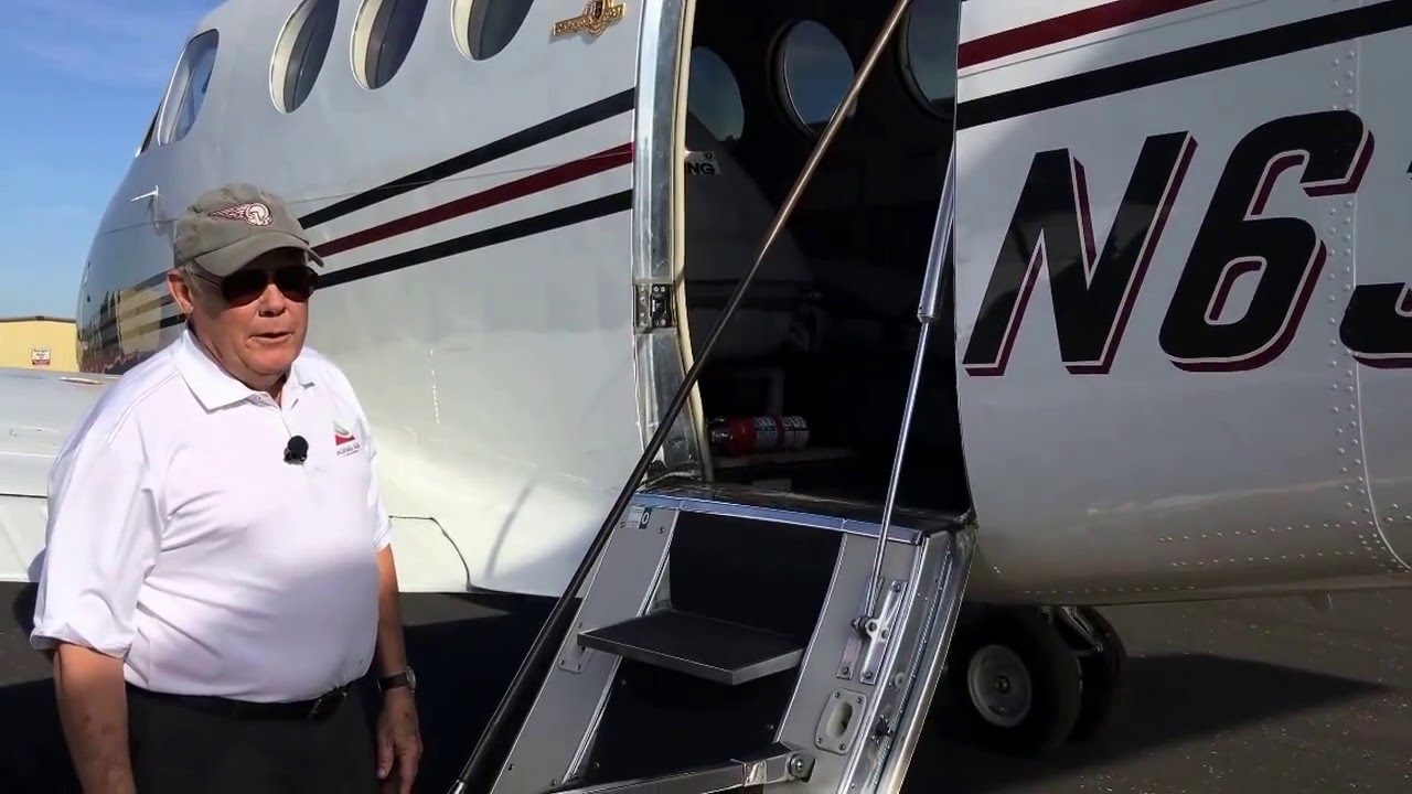King Air - Door Operations