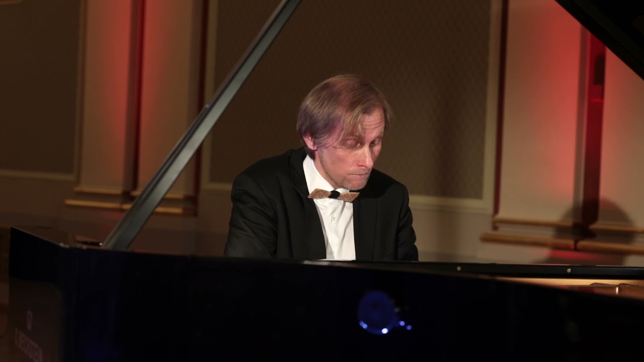 Ivo Kah&aacute;nek  -  Jaroslav Ježek, Bugatti Step