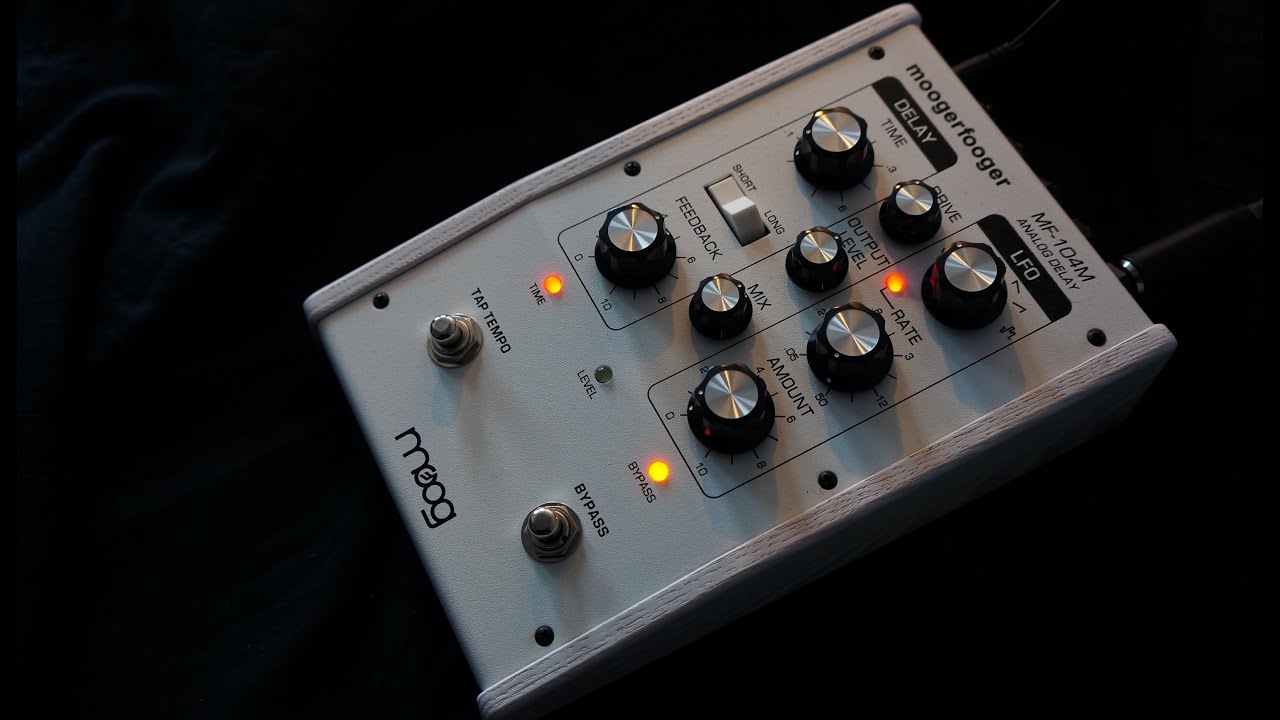 MOOG - MF-104M Analog Delay - Moogerfooger