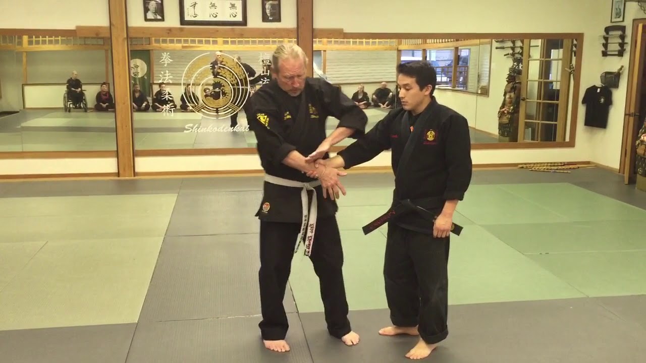 Kodenkan Danzan Ryu, Professor Russ Rhodes Demonstrating Yawara Tekubi Tori ichi ni.