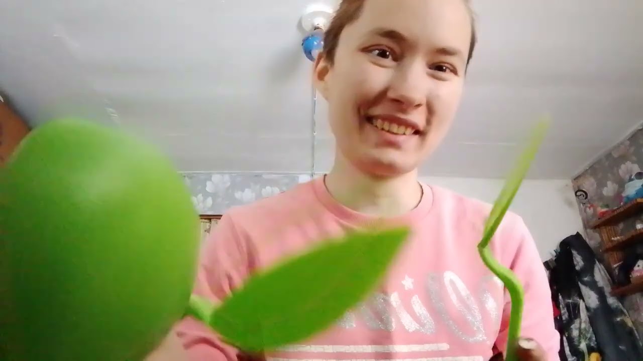 Асмр я не знаю как назвать его просто Рандомные триггера Ну и болталка🧐🥸