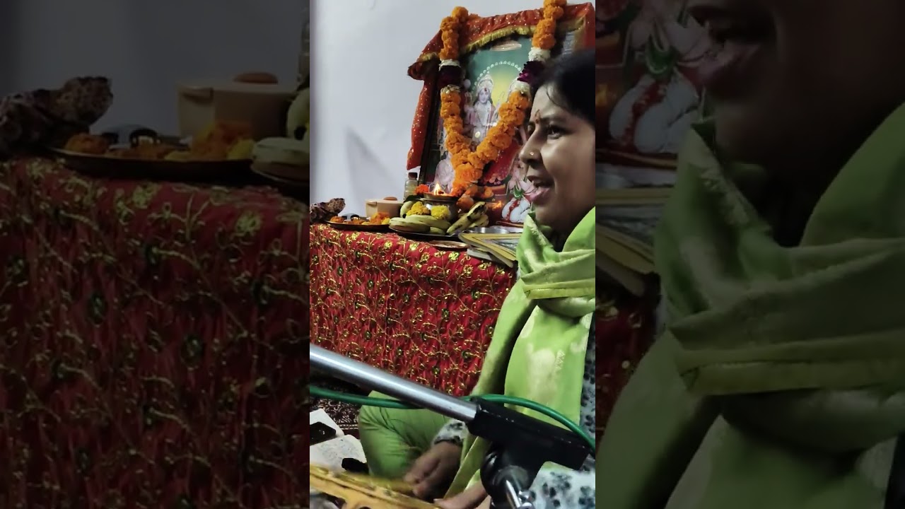 काली काली बादलों में काली घटा छाई है।