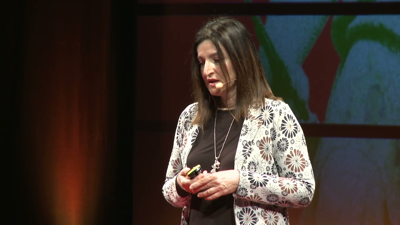 Identità e bellezza. Ci rendono forti e aperti al mondo | Cristina Buttolo | TEDxUdine