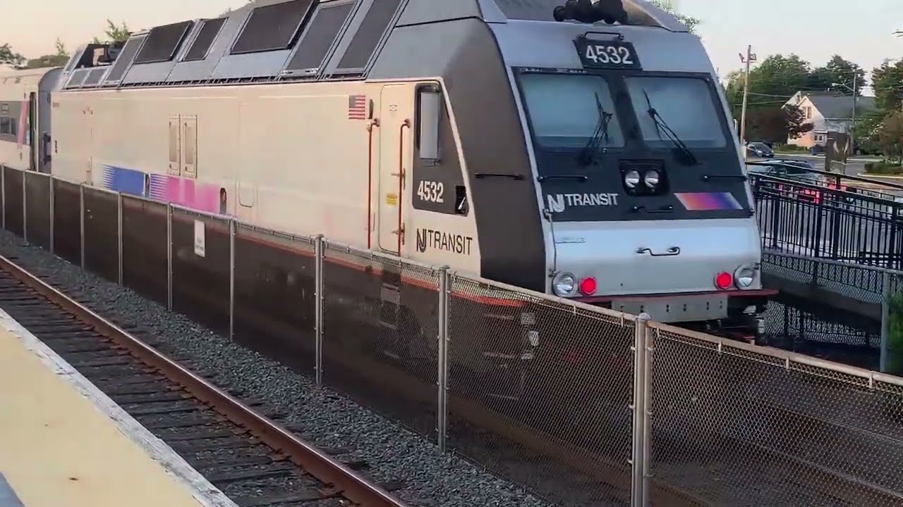 2025 07 22a  NJ Transit Train 4378 NB Pt Pleasant Beach, NJ