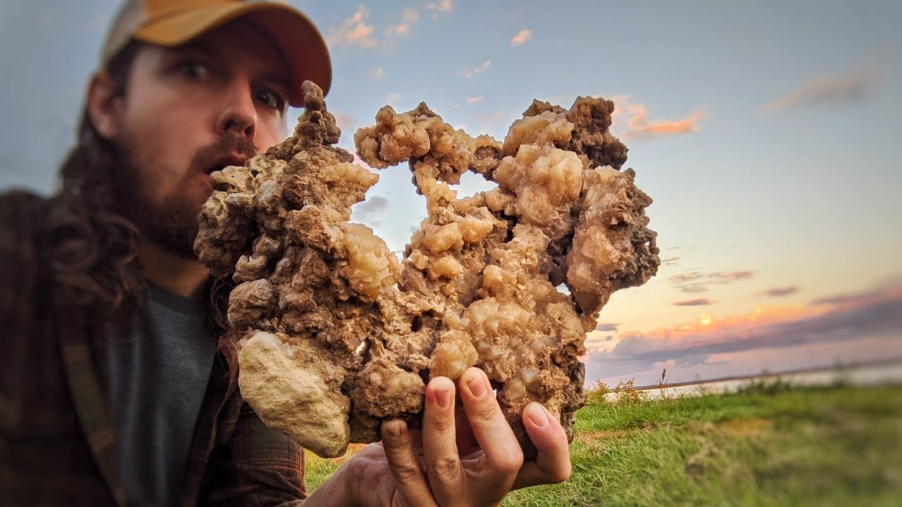 I Found a CRAZY Calcite Crystal Cluster Formed in Alien-Looking Cave Rocks in Florida!