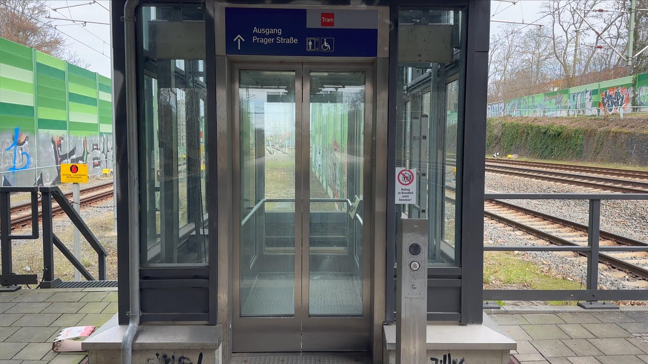 ThyssenKrupp Aufzug (Leipzig) Bahnhof Völkerschlachtdenkmal