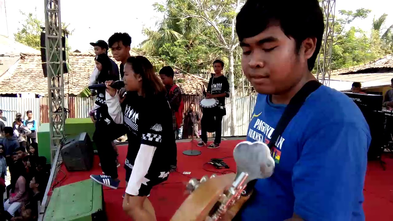 aroma-bilang i love u (live batang sari)