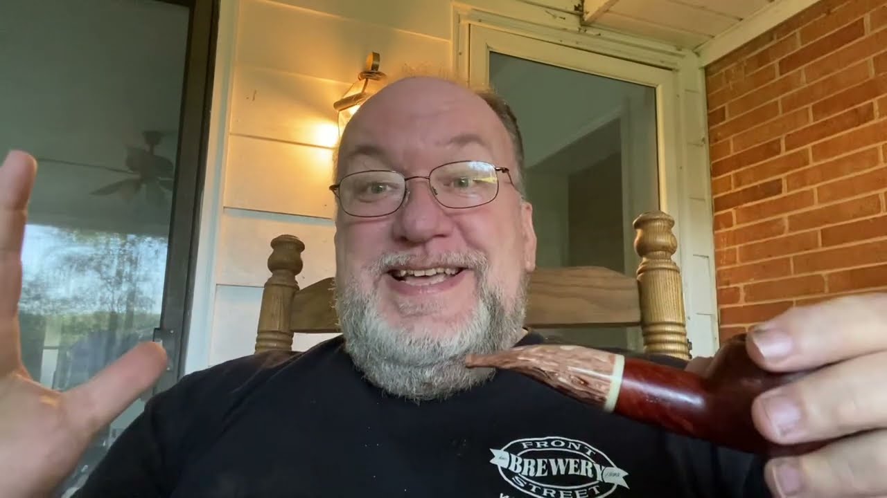 Smoking some Lane 1Q in my Savinelli 320 Domiliti