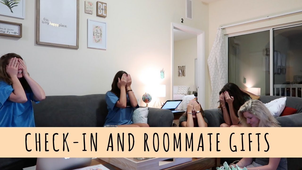 Check-In and ALMOST DYING DURING ROOMIE GIFTS || DCP Fall 2017