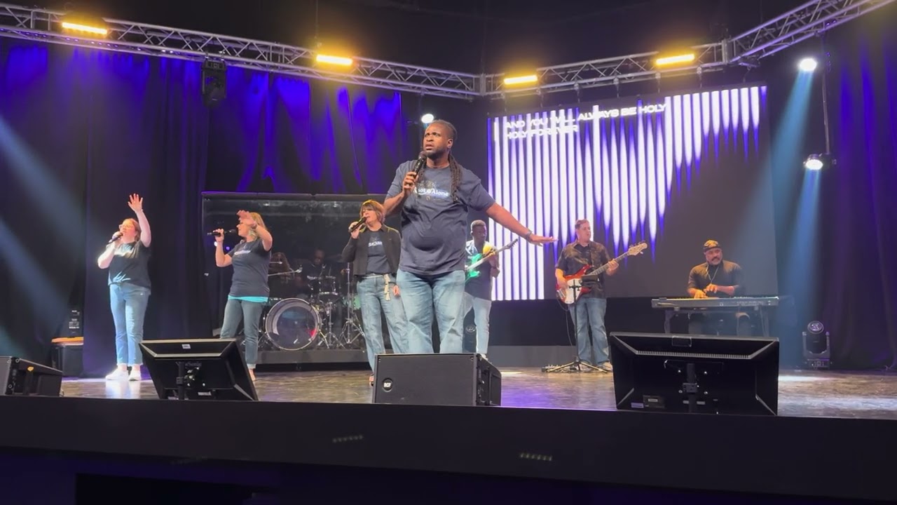 Joshua Sherman – “Holy Forever” Live at Knot Alone Worship Night 2025