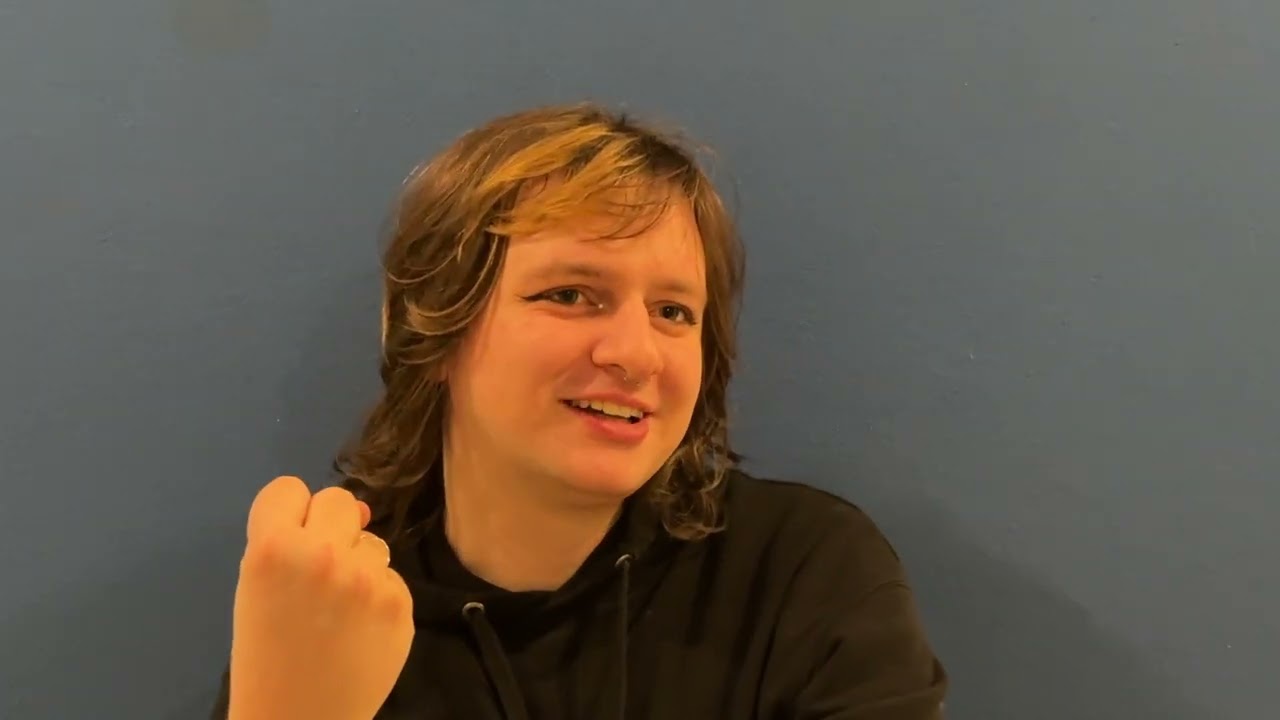 Wer ist die Frau im Männerchor?