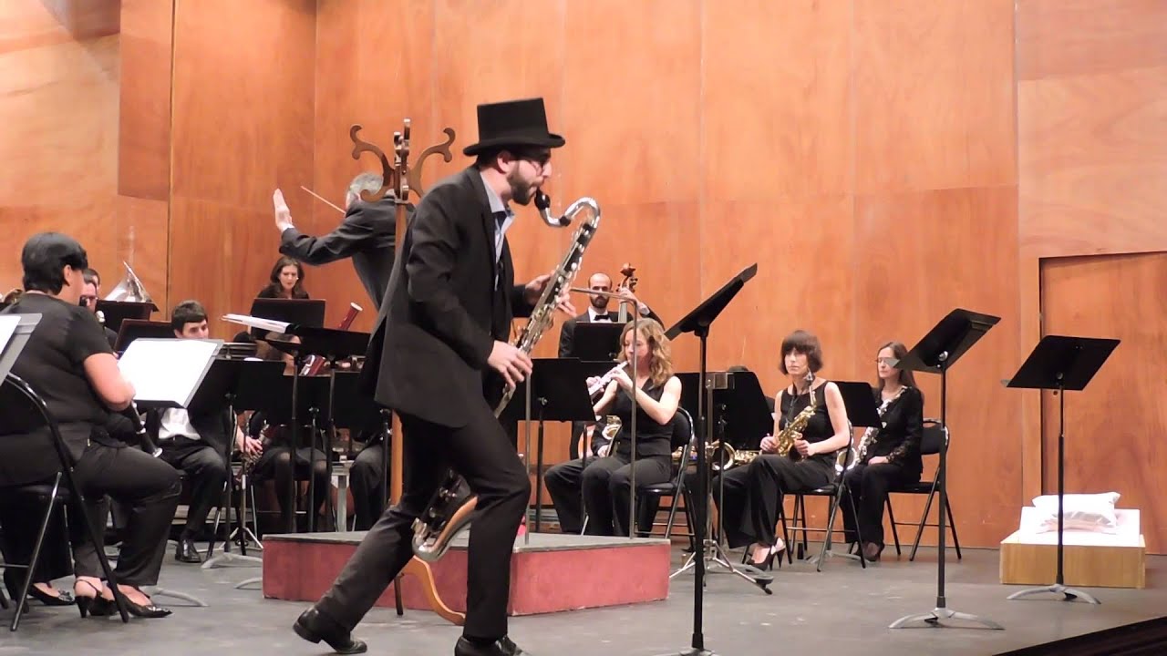 The castle of Dr. Bassclar - Igor Urruchi - Concerto for Bass Clarinet (Ferrer Ferran)