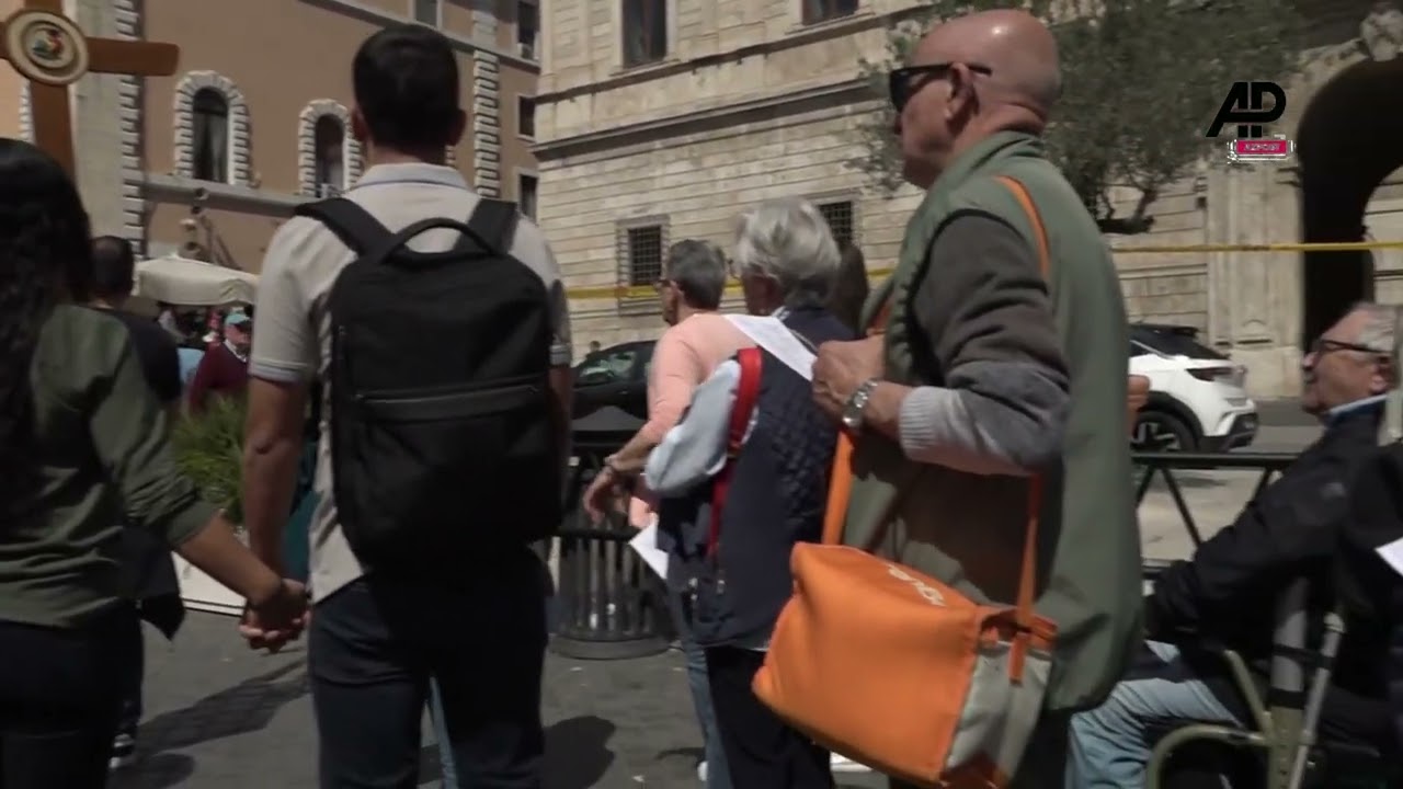 Thousands of pilgrims take part in Jubilee of the Sick and World of Healthcare event