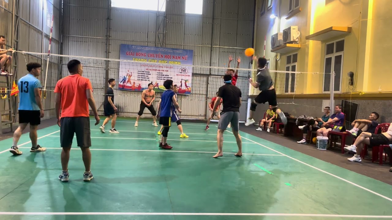 Những pha bóng vụng về part 1