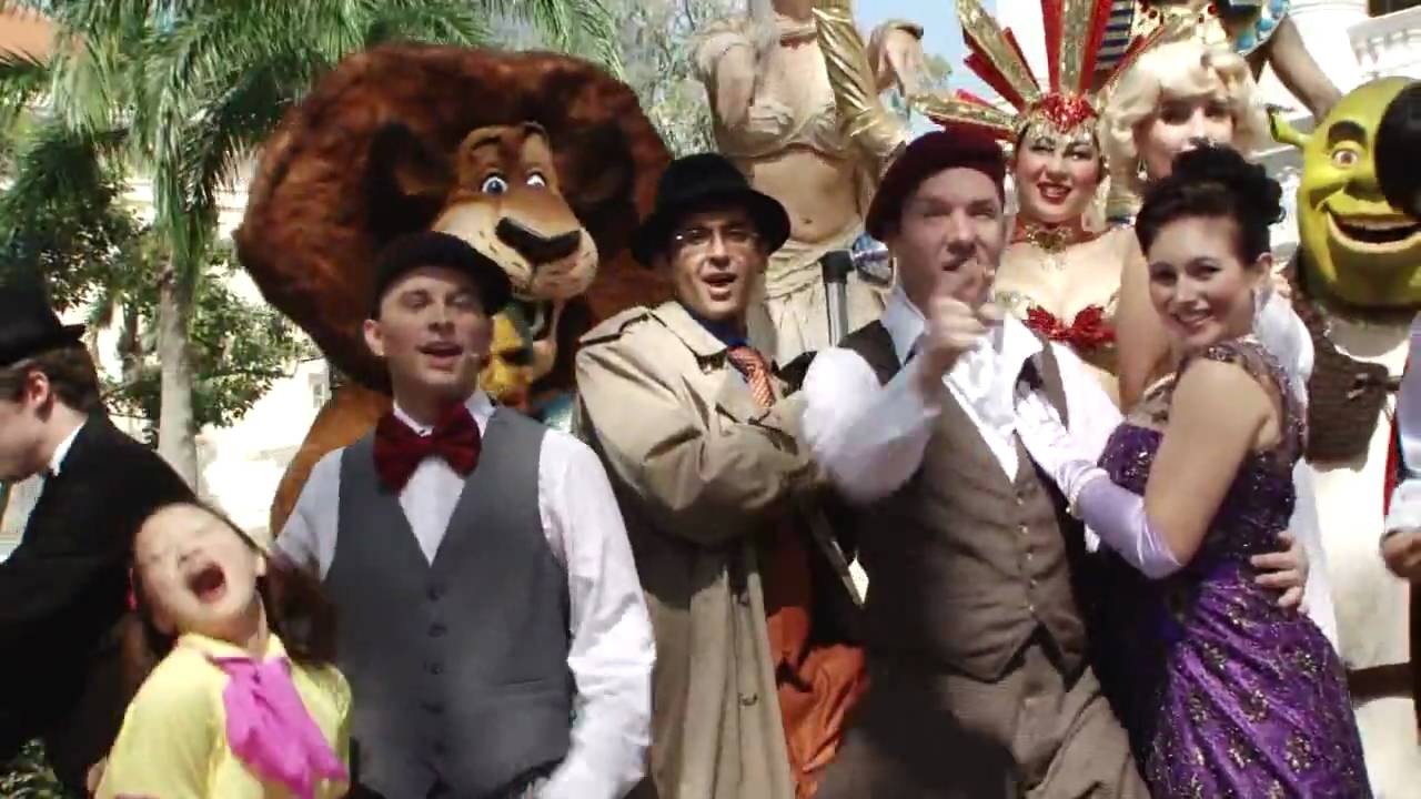 Universal Studios Singapore - Be part of a movie theme park!