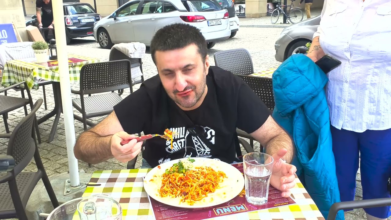 Potwór Spaghetti VS Czerwony Pingwin Tam gdzie zawsze