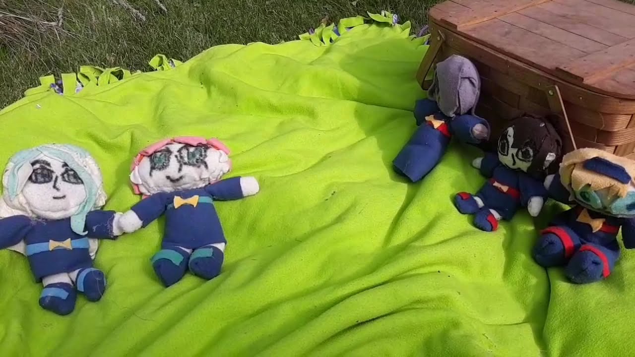 Plushie Witch Academia: The Picnic