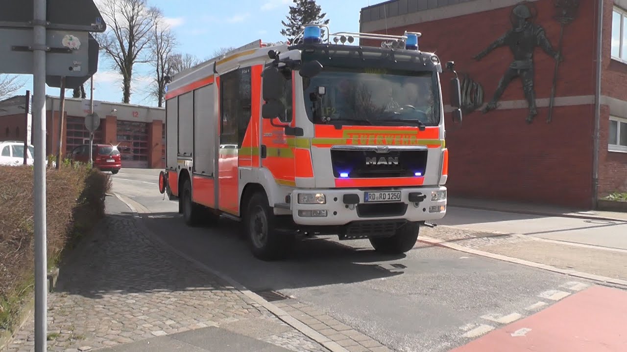 TLF 24/48 + LF 2 FF Rendsburg auf Einsatzfahrt zum PKW Brand