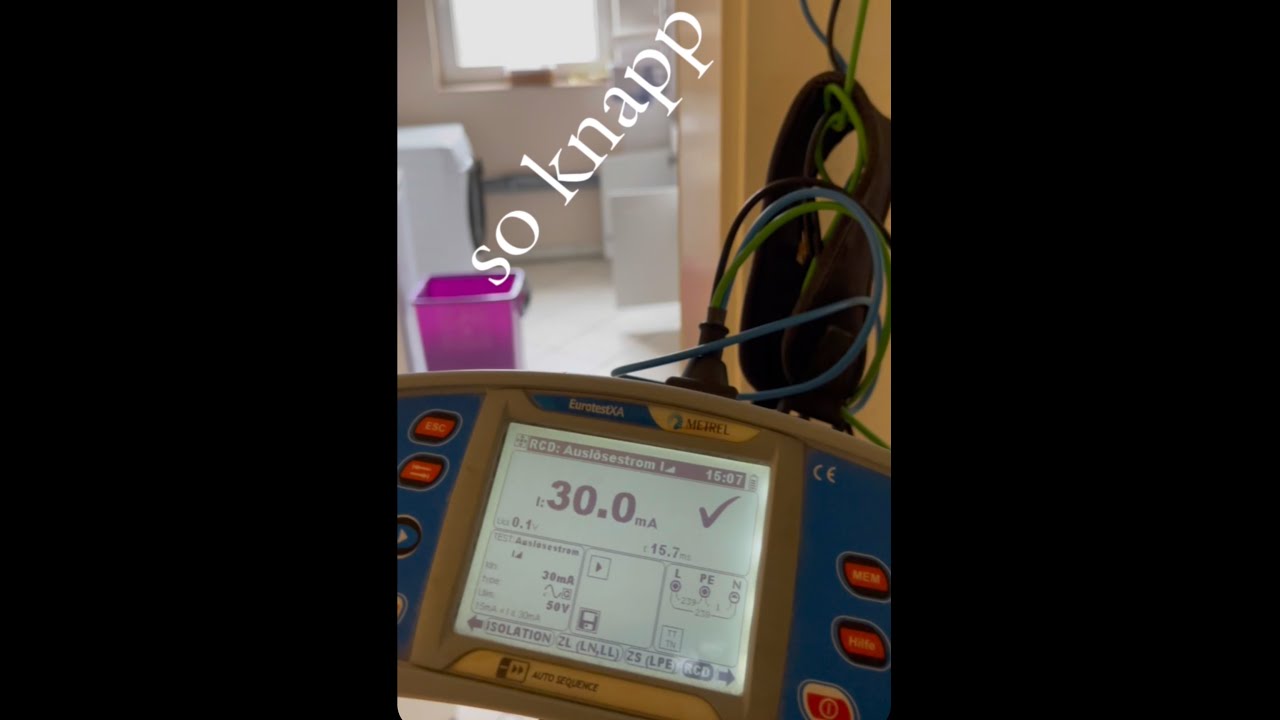 FI/RCD und ZN;LL messen Nach DIN VDE 0105-100: Wiederholungsprüfungen elektrischer Anlagen.