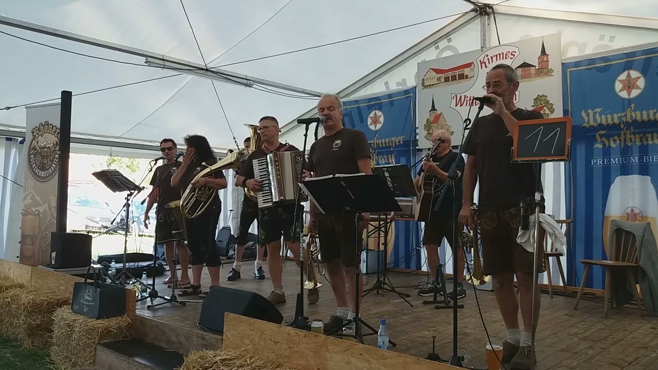 Blutrot sank die Sonn - Rucksackmusikanten in Wittershausen am 25.08.2024