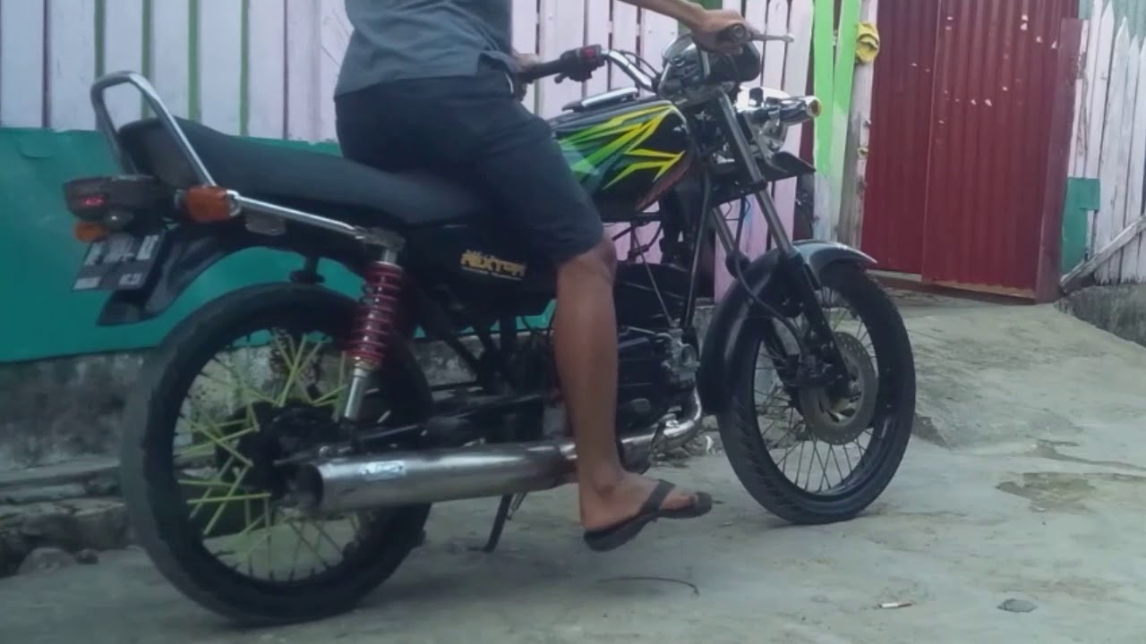 Suzuki trs cek sound part 2 knalpot standar racing