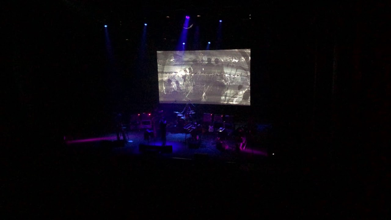 Mazzy Star - Cry, Cry live @ Fox Theater 2019 (Oakland)