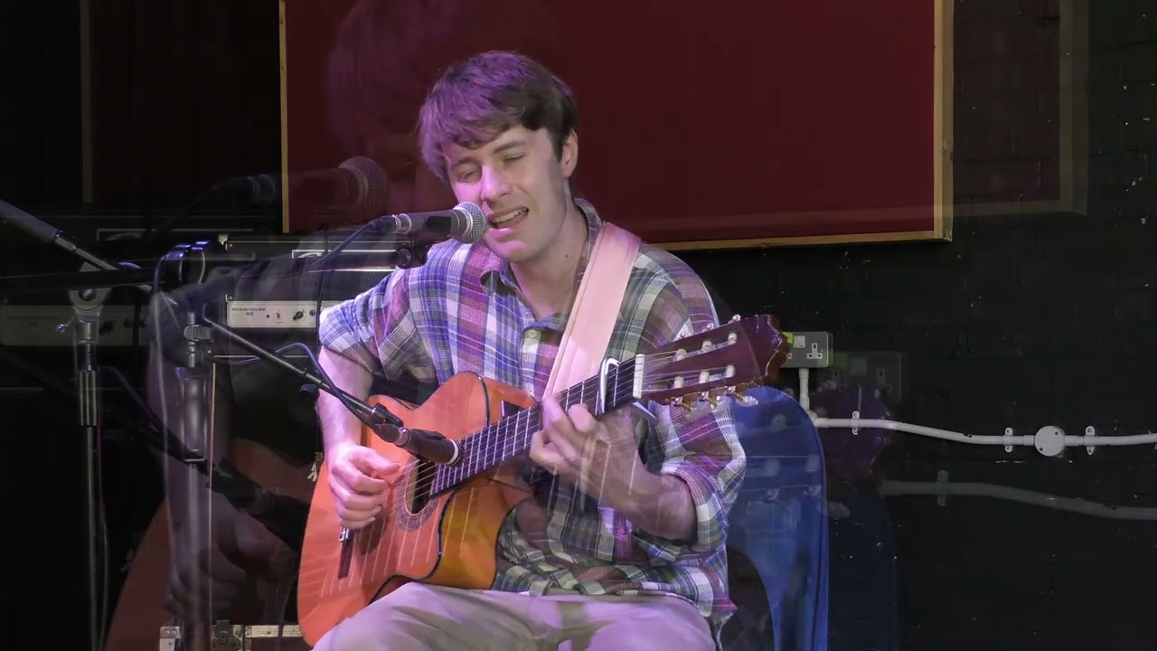 TW Sessions: M Field - Hyenas