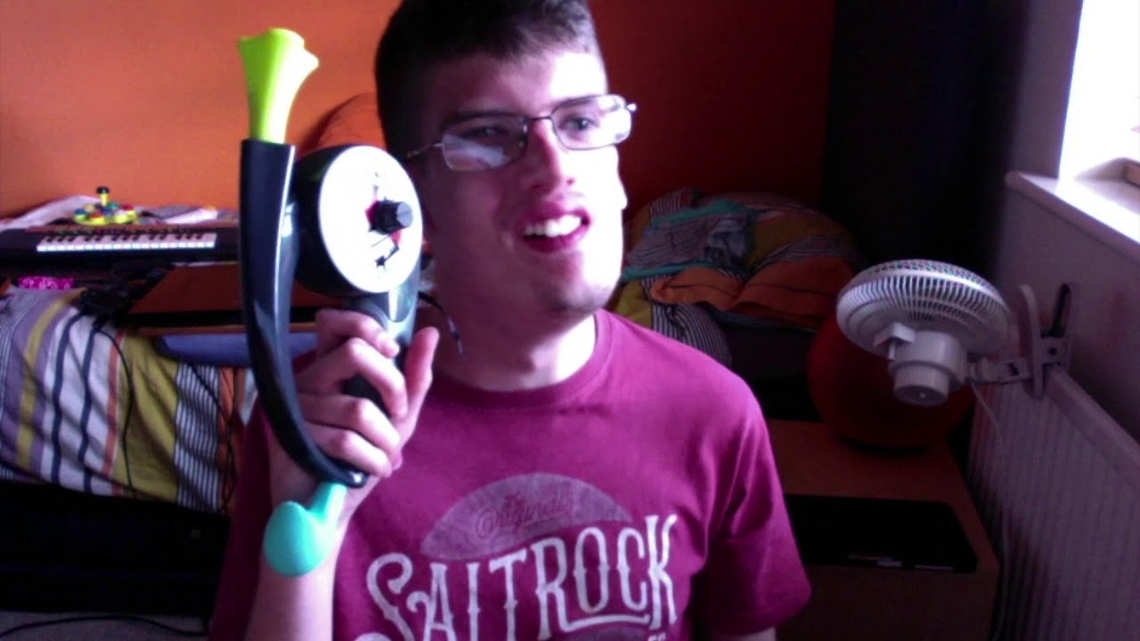 Triggering the Low Battery Sensor in Bop It 2016/Bop It Refresh
