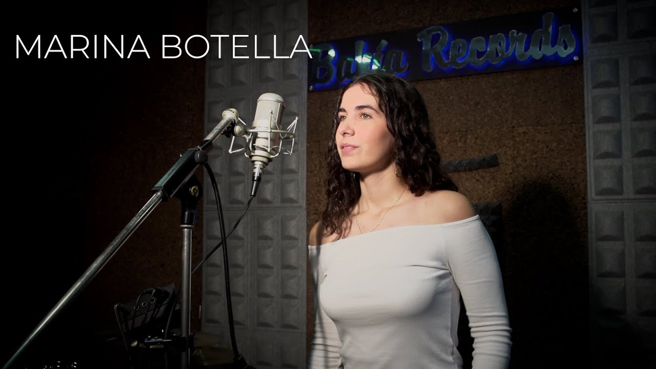 Marina Botella - La gata bajo la lluvia