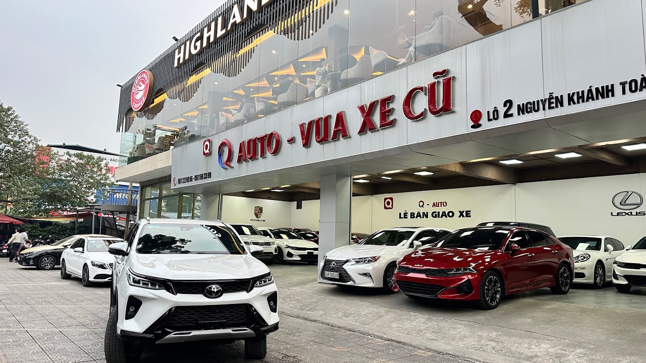 Cập bến 4 mẫu xe mới phục vụ các bác dịp cuối năm đây ạ . Các bác lựa xem nhé #otocu #xeluothanoi 