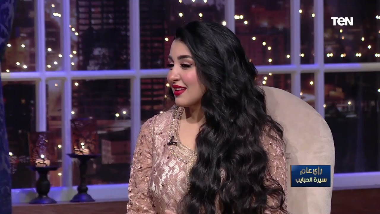 بعد قصة حب طويلة.. مينا عطا يحكي تفاصيل ارتباطه بزوجته "أنا مش رومانسي خالص"