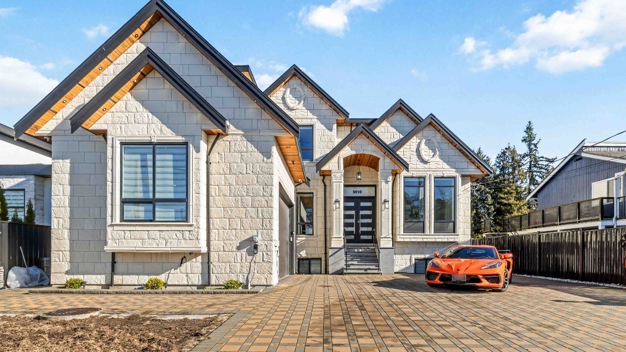 5910 182 Street, Surrey, BC