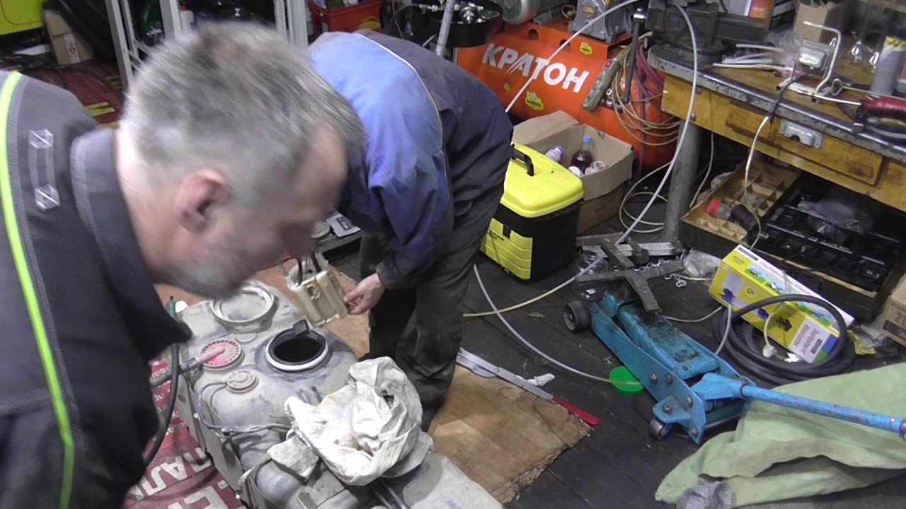 Замена топливного насоса TLC Land Cruizer Prado 1GR FE