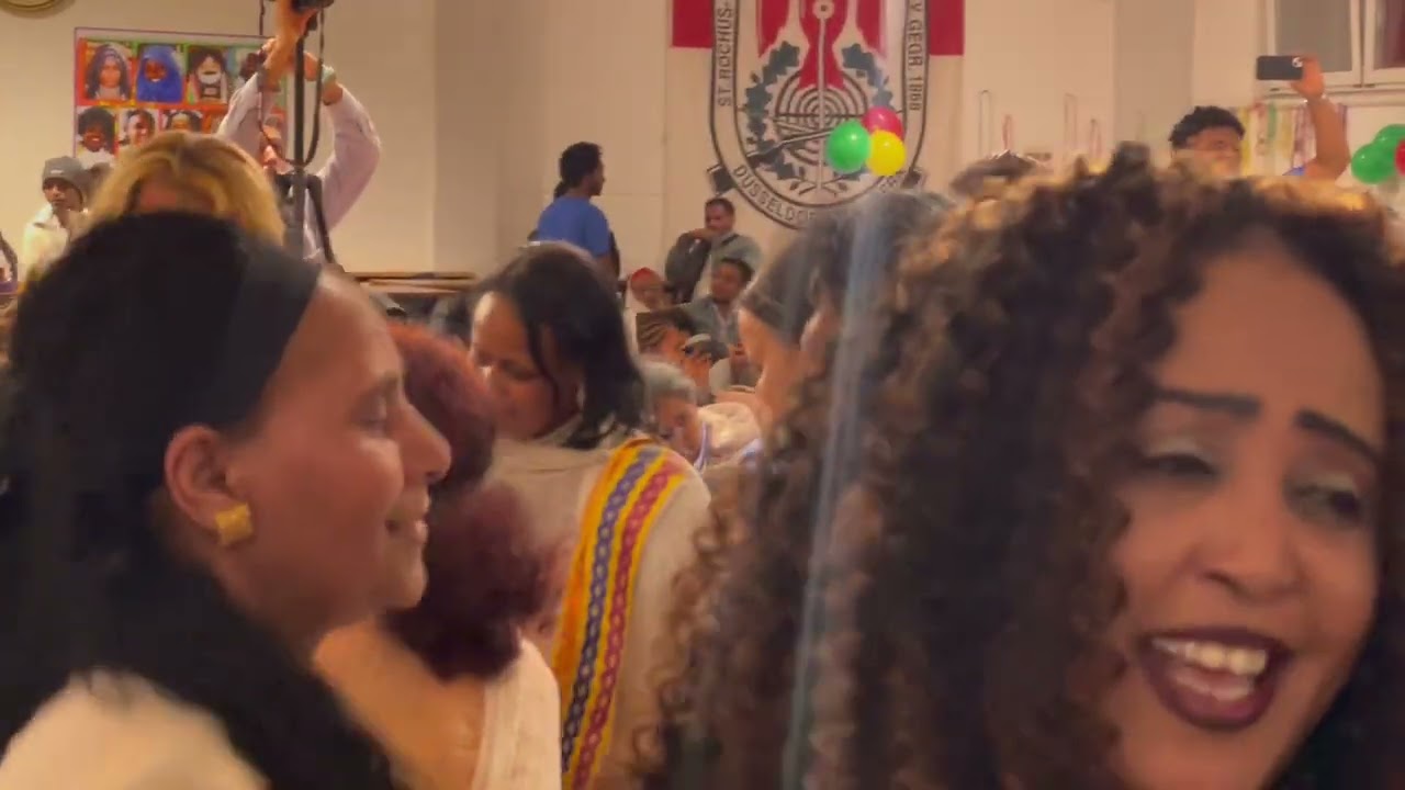            ብምክንያት  በዓል        ፈንቅል   ኣብ  ከተማ              ዲዘልድሩፍ