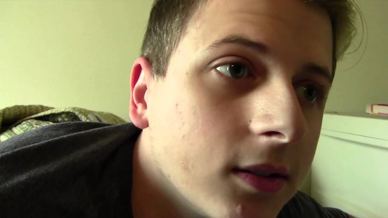 ASMR Caring Boyfriend, Kisses and Head Massage