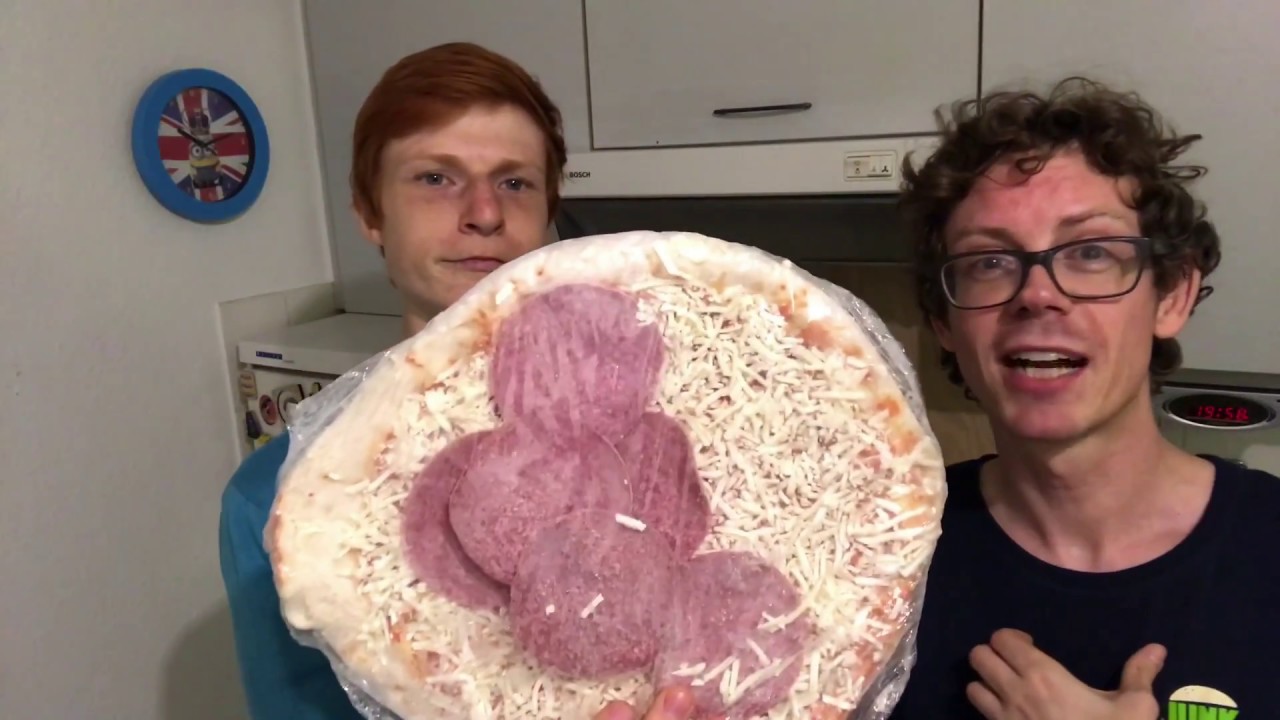 Pizza Salami von Gustavo Gusto im Test mit Karl von FitandSoulFood!
