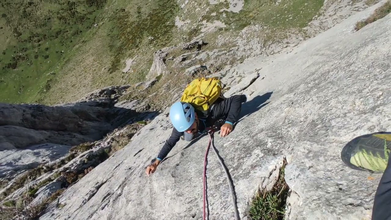 LOBISHOME, 240m - MD (6B). Peñas del Prado. Mayo 2022