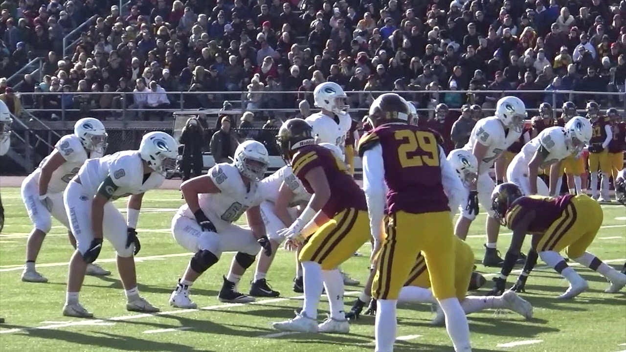 2019 Class 8A: Loyola 28 Glenbard West 27
