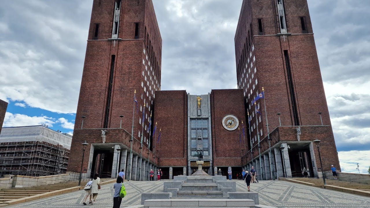 Oslo R&aring;dhus [Oslo City Hall] #norway [#ZacAze]