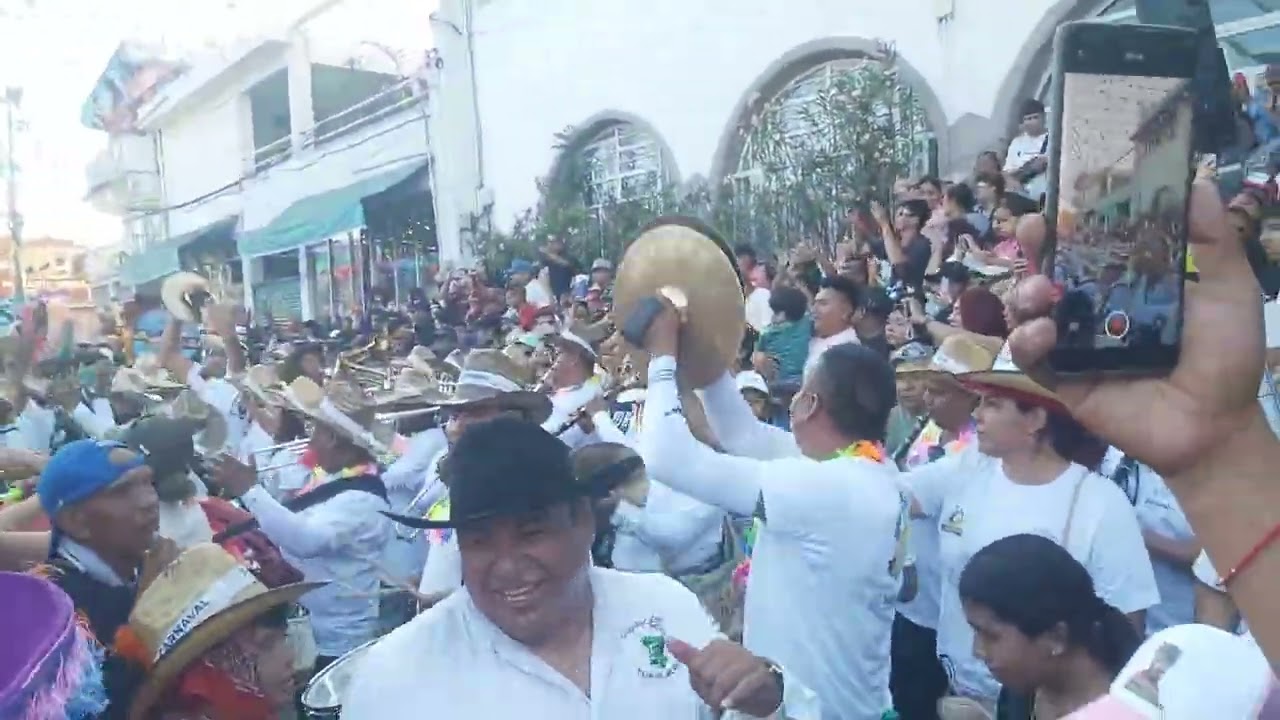 Carnaval Jiutepec 2026 En Los Sones Banda Apache De Fabián Ramírez #fyp #viral #apache 