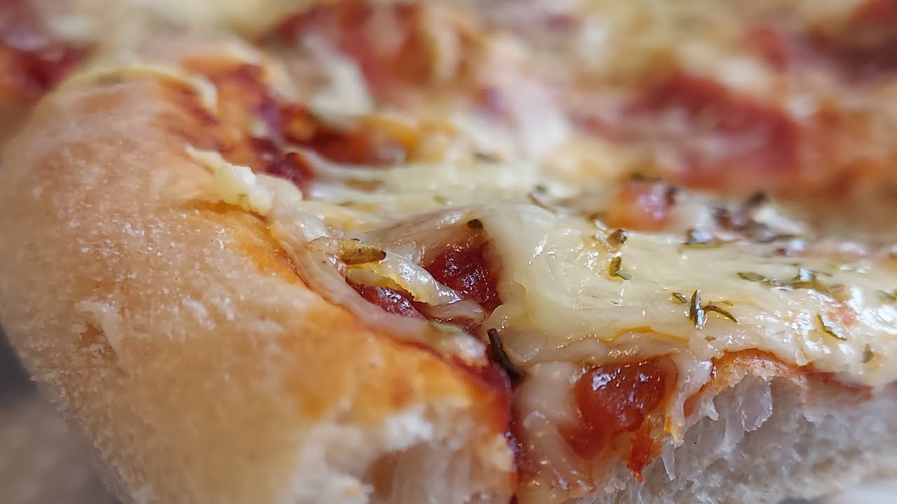 Простой рецепт пиццы 🍕 Ветчина и сыр 🇮🇹