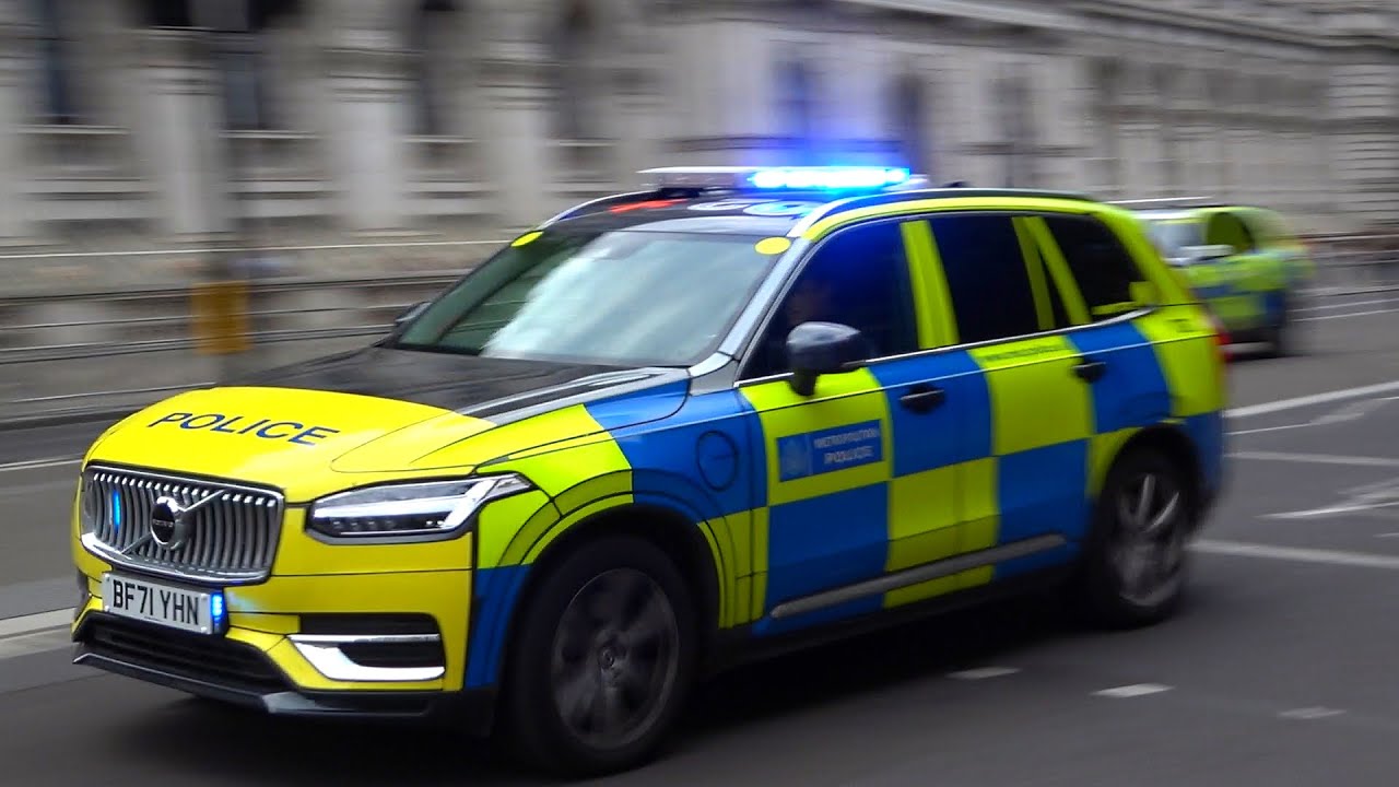 Metropolitan Police Armed Response Vehicles responding [collection]