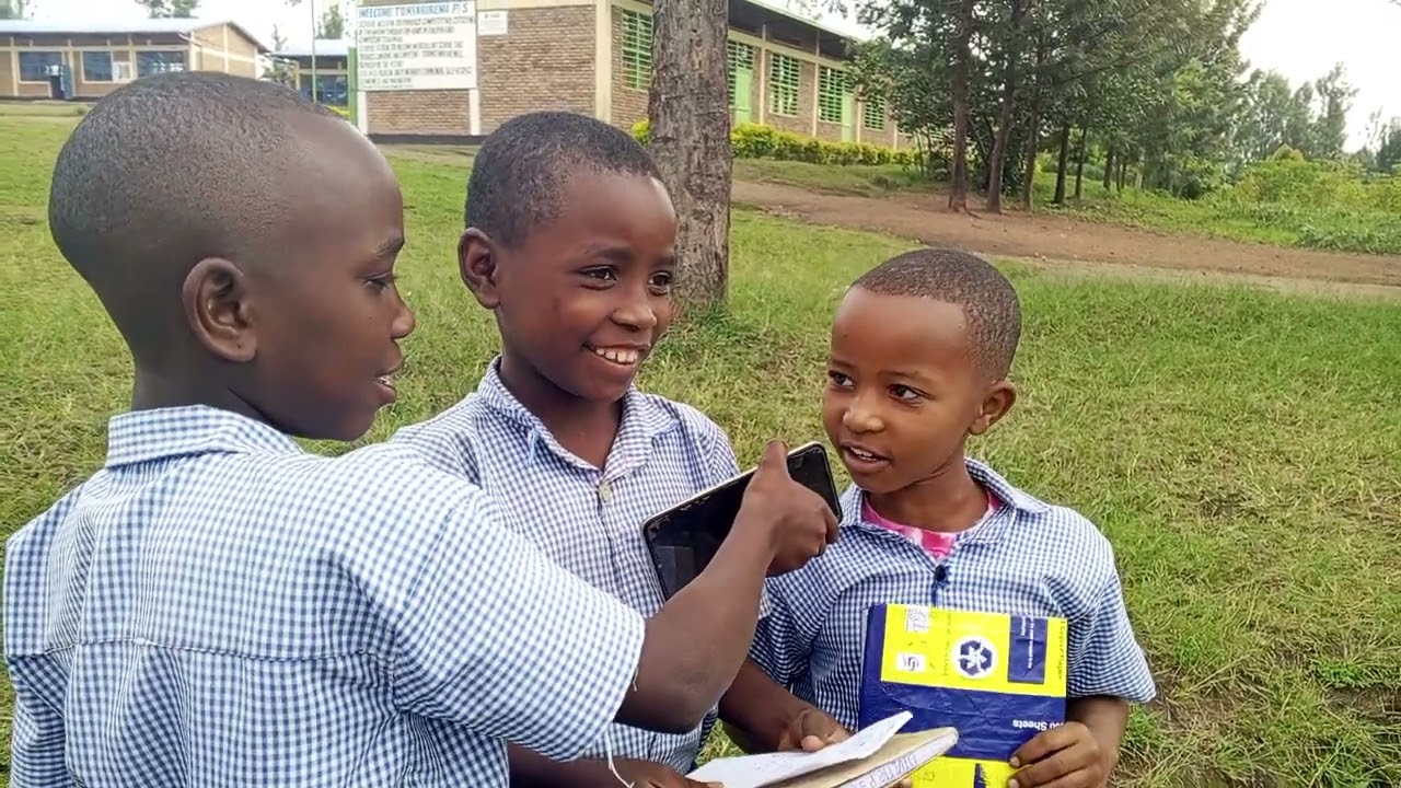 Nyarurema Media Club amakuru mu kinyarwanda #agatavu#xie xie ni
