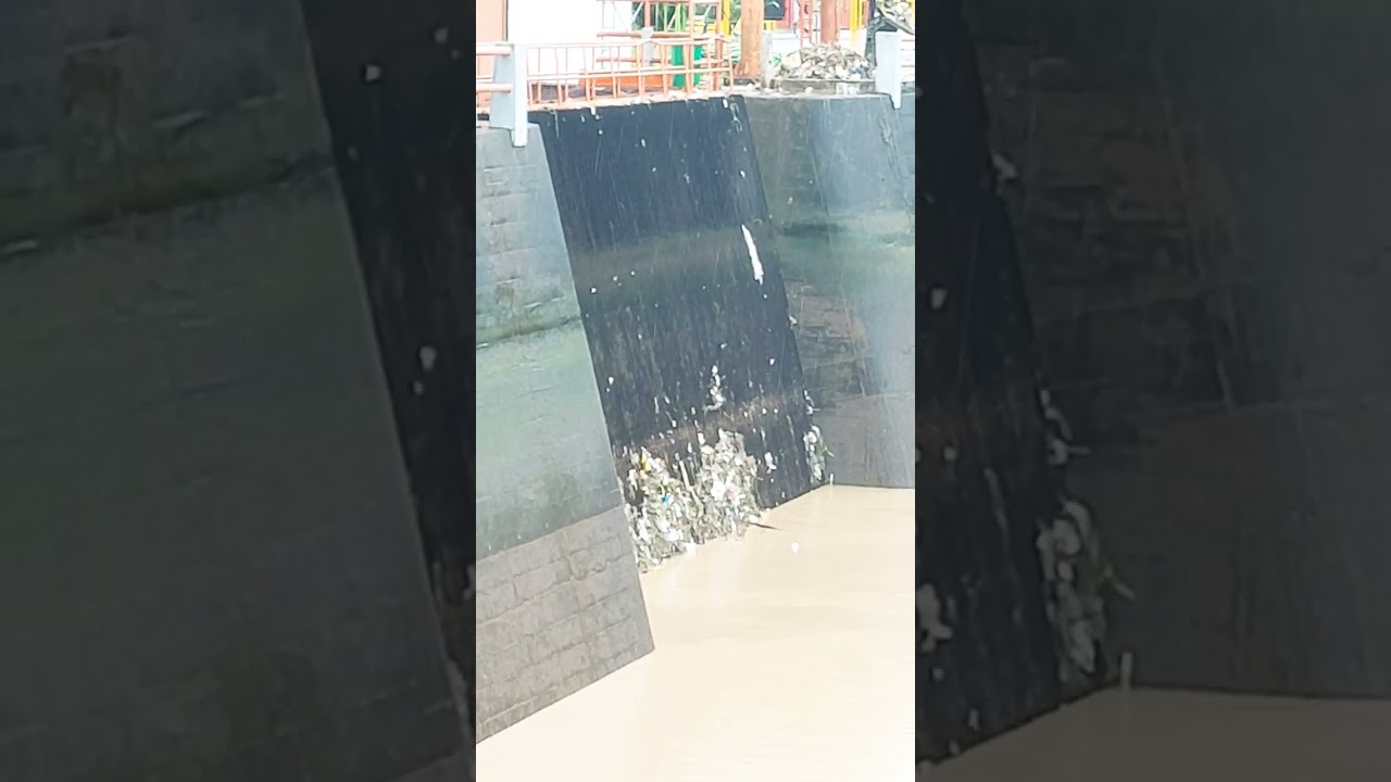 BEGINI PENAMPAKAN INTAKE BENDUNG GERAK LODOYO SAAT AIR SURUT